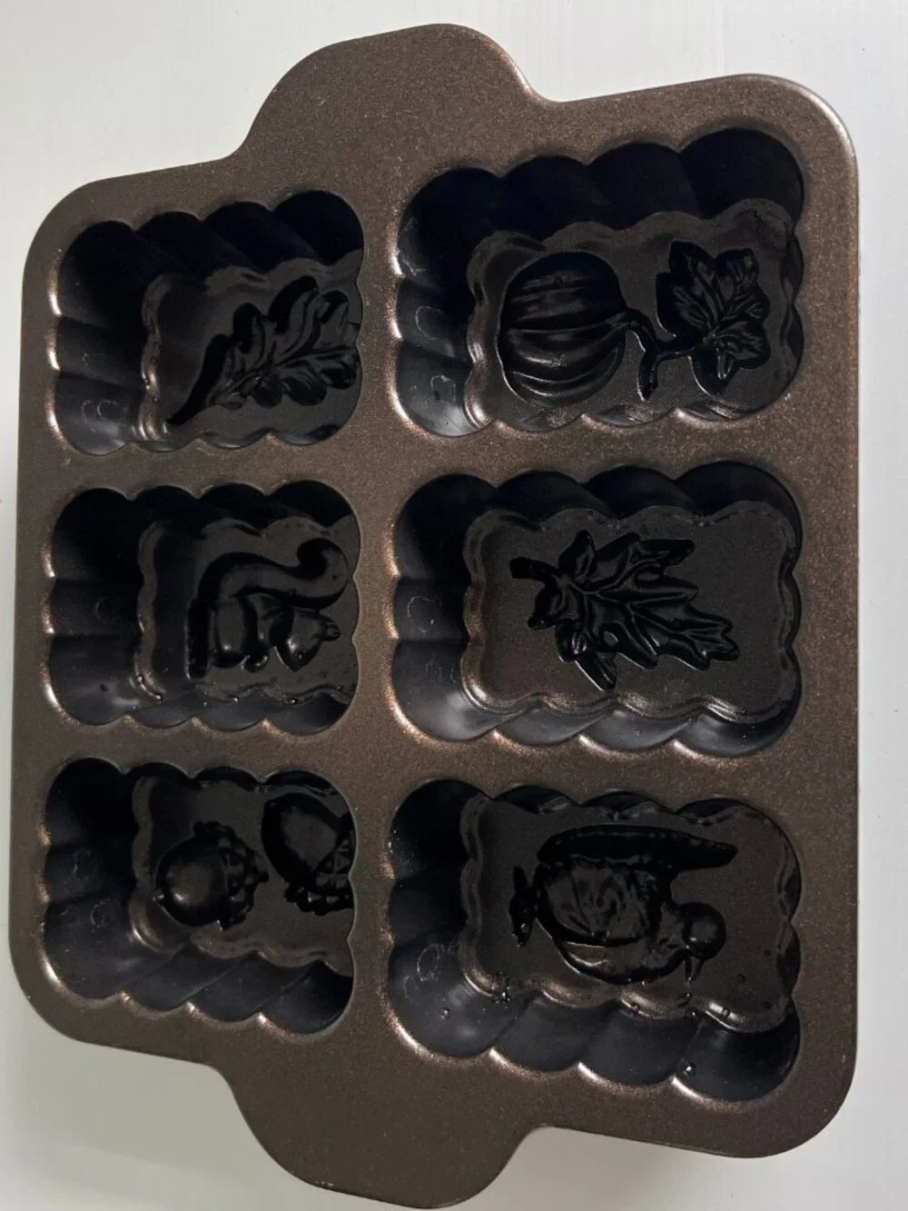 Nordic Ware Harvest Mini Loaf Pan 5 cups - Bronze